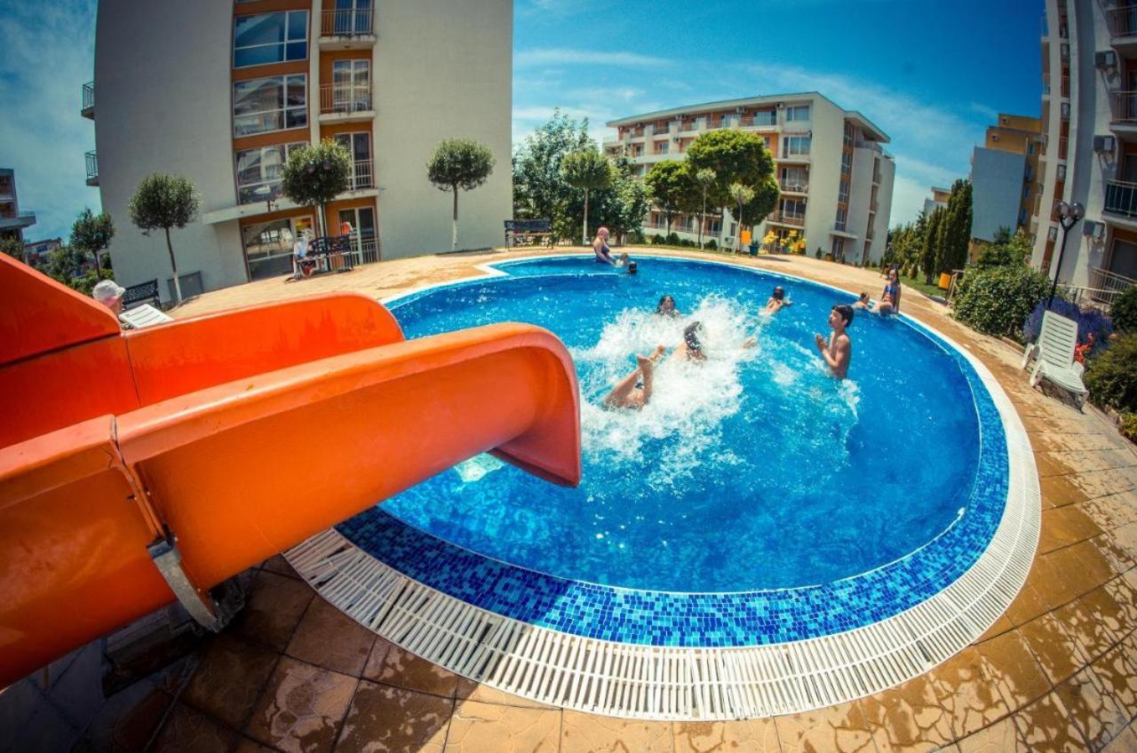 Beautiful Apartment Right By The Sea, Sveti Vlas Ngoại thất bức ảnh