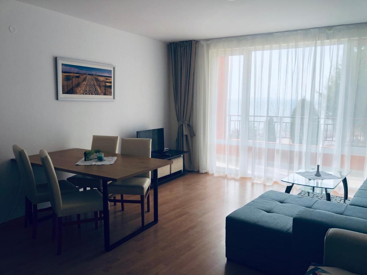 Beautiful Apartment Right By The Sea, Sveti Vlas Ngoại thất bức ảnh