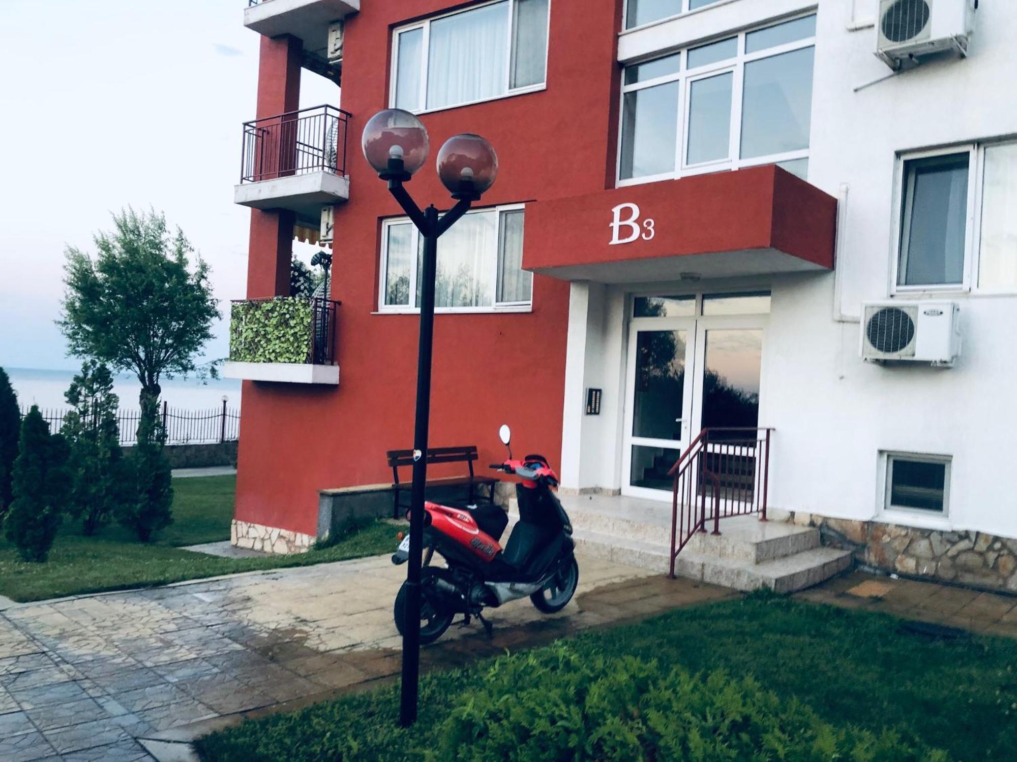 Beautiful Apartment Right By The Sea, Sveti Vlas Ngoại thất bức ảnh