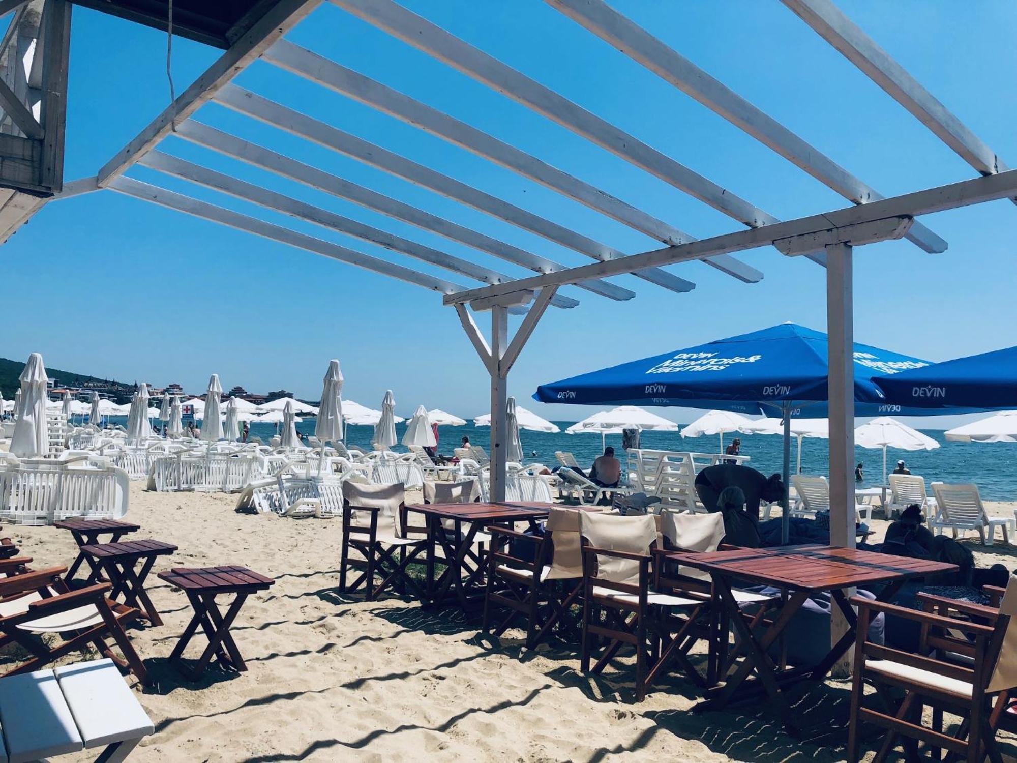 Beautiful Apartment Right By The Sea, Sveti Vlas Ngoại thất bức ảnh